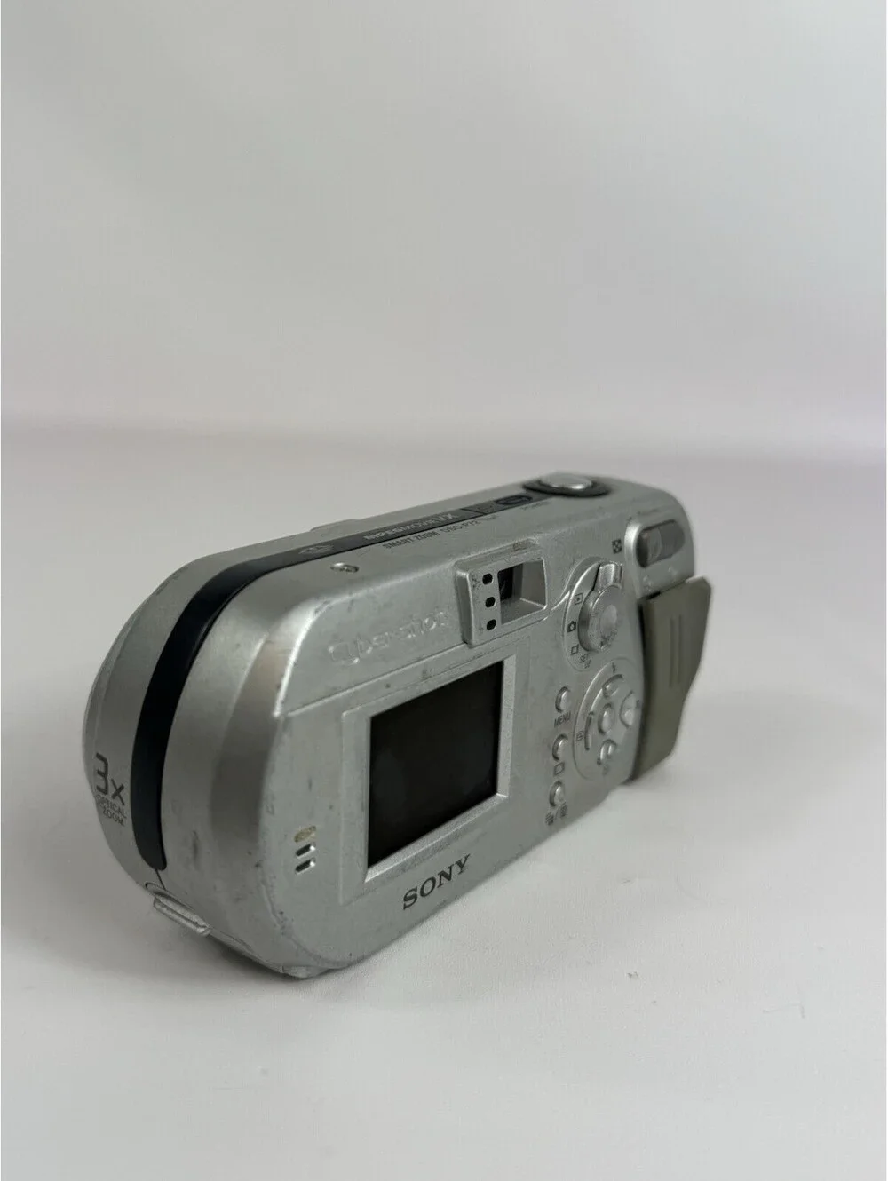 Parts Or Repair Sony Cyber-Shot DSC-P72 3.2 MP Digital Camera Point And Shoot